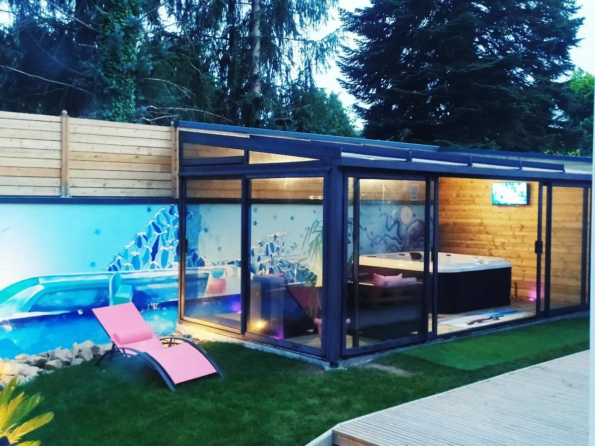 Апартаменты Logement Atypique Bien Etre Au Coeur De La Nature Кемпер